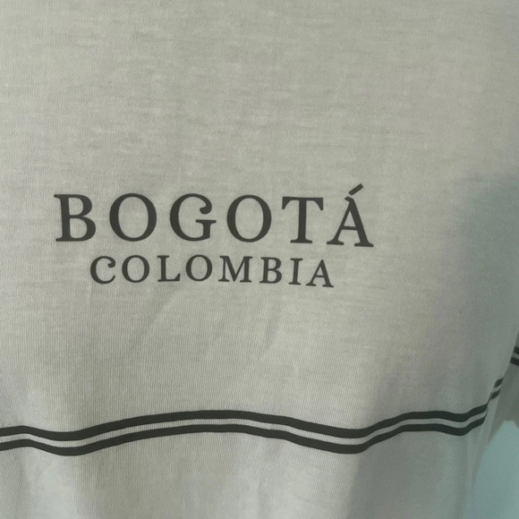 NWT DENIM & FLOWER Ricky Singh Crewneck Shirt Men’s BOGATA COLUMBIA Shirt Size M - Picture 2 of 16